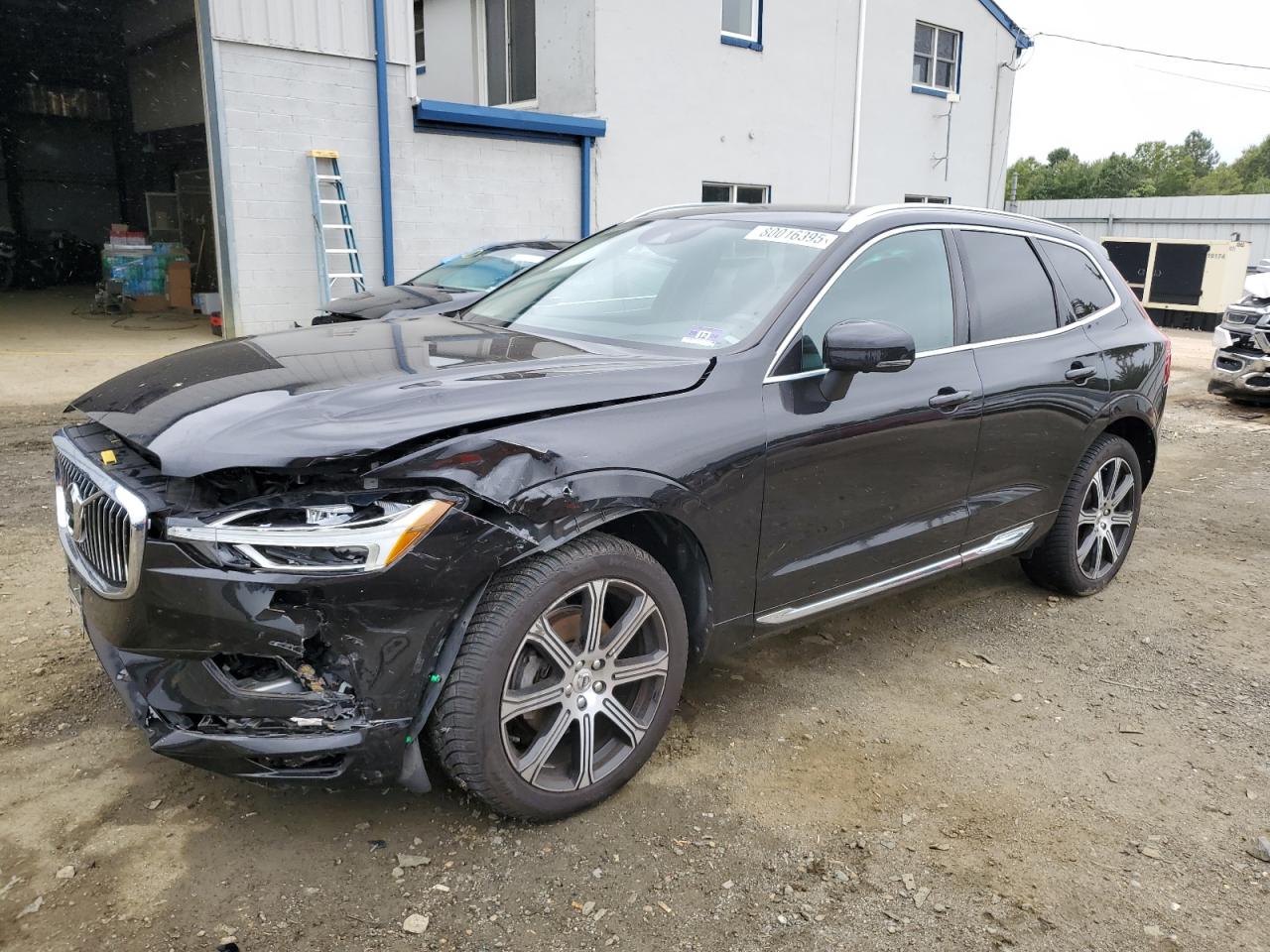 VOLVO XC60 T5 INSCRIPTION