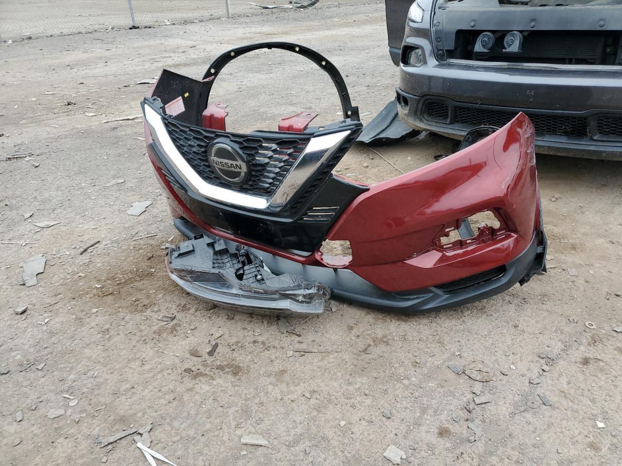 NISSAN ROGUE SPORT S