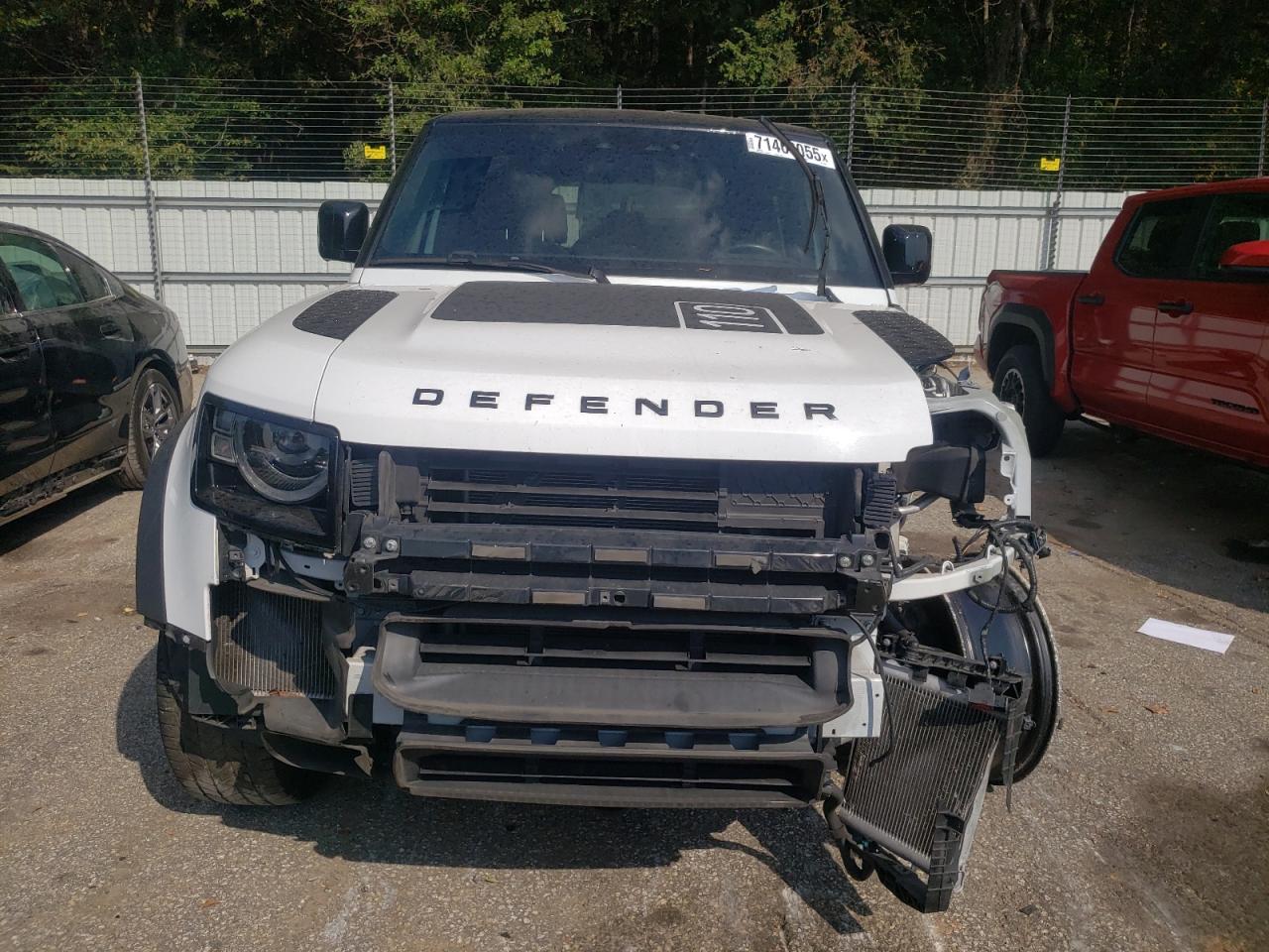 LAND ROVER DEFENDER 110 S