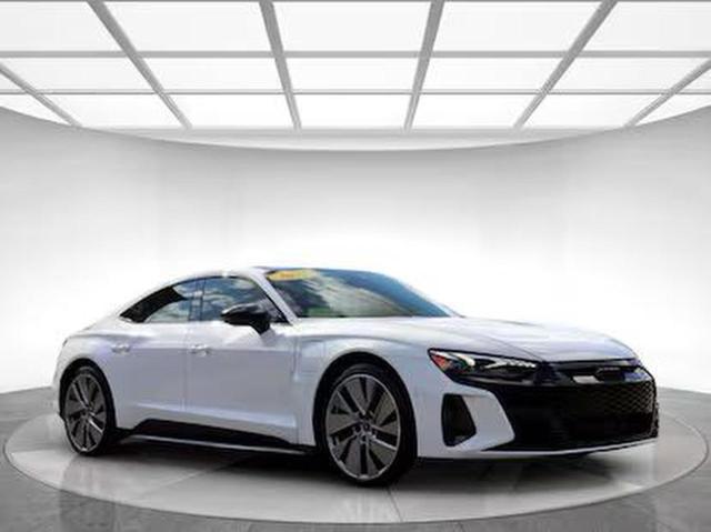 AUDI E-TRON GT