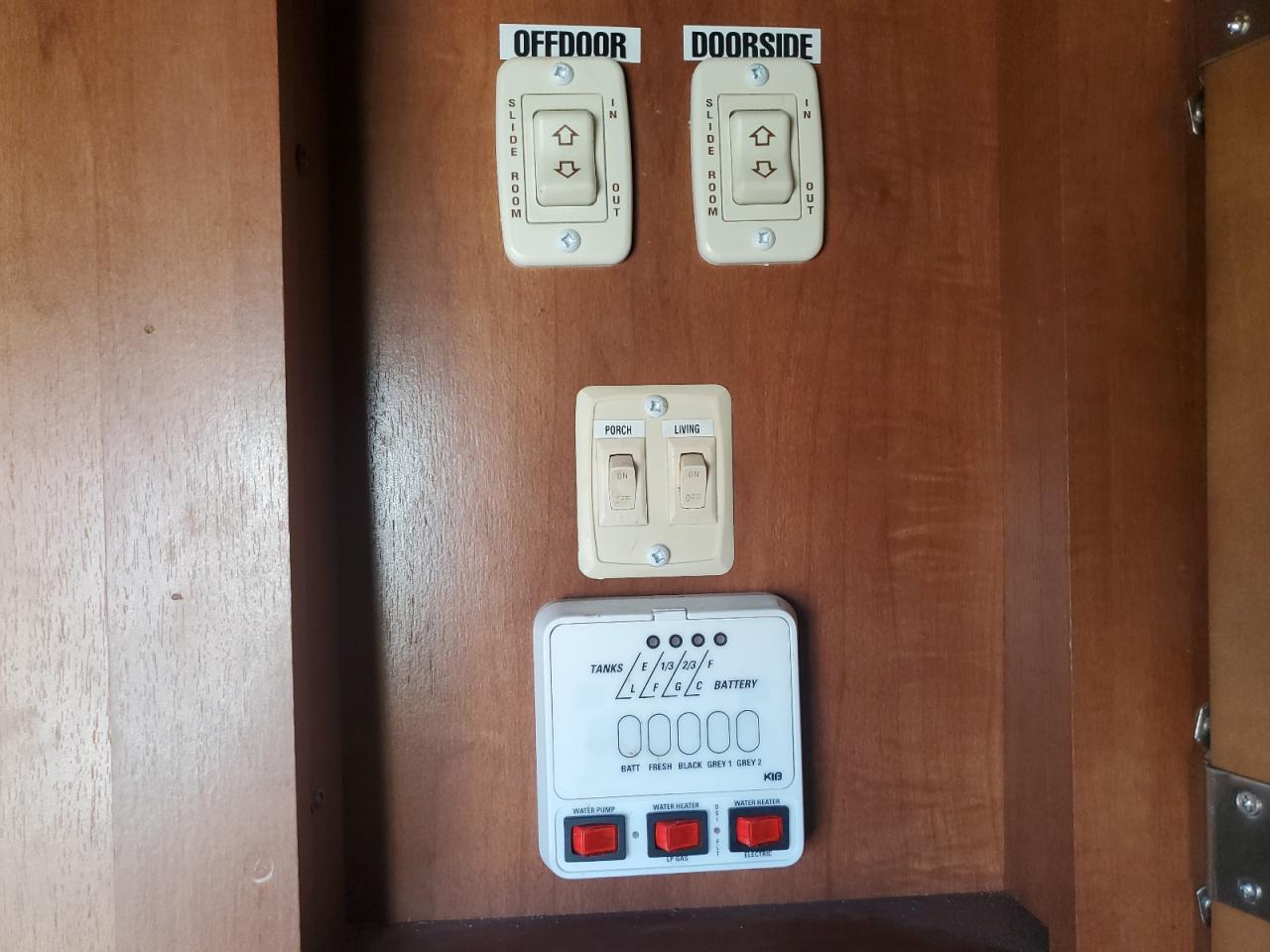 Lot #3248039455 2012 HEART LAND TRAILER