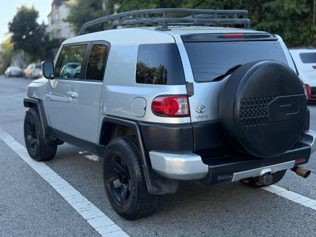 TOYOTA FJ CRUISER 2007 silver 4dr spor gas JTEBU11F770005739 photo #4