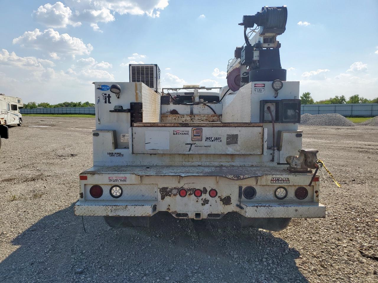 FORD F-550 SUPER DUTY