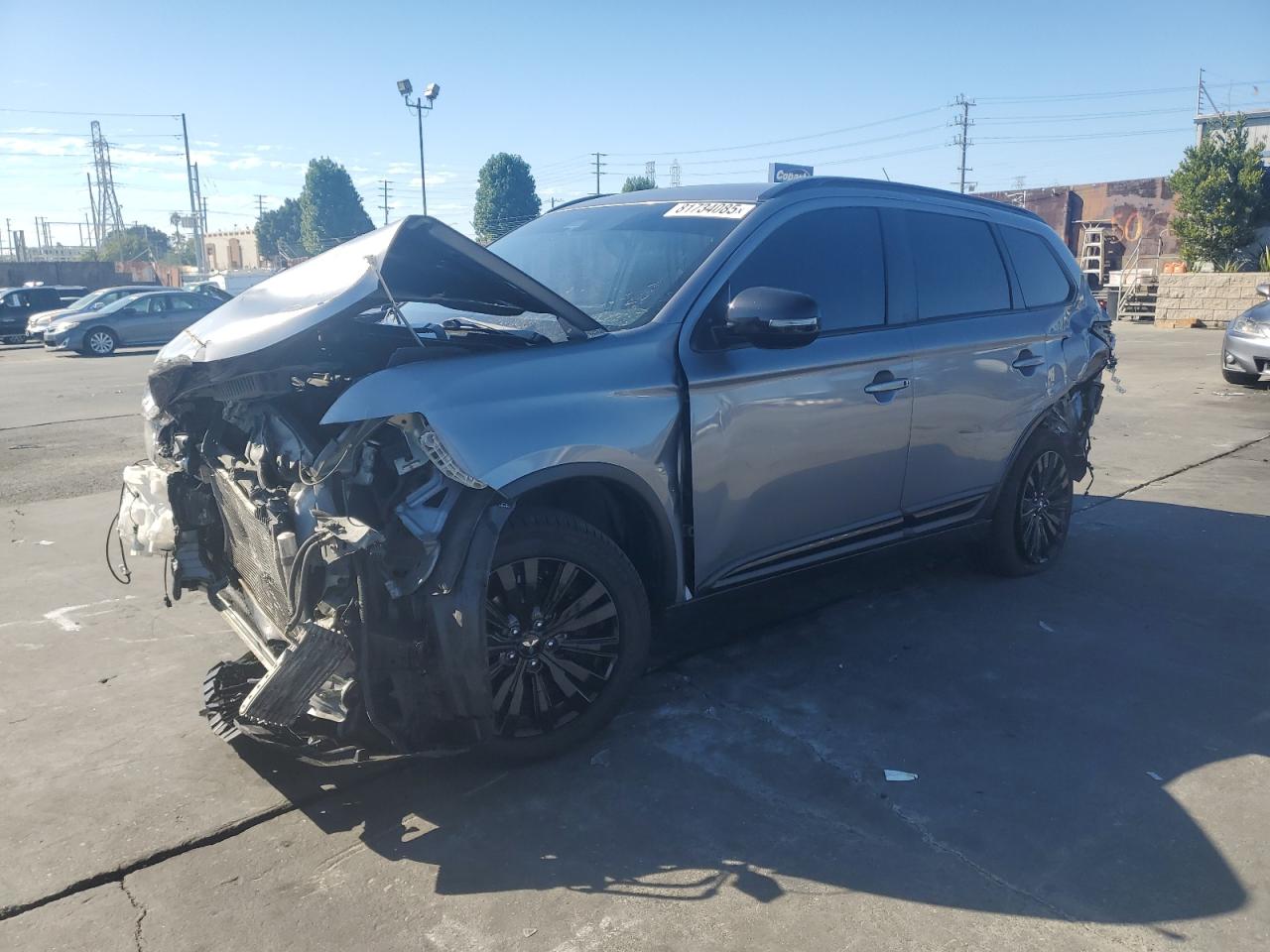 MITSUBISHI OUTLANDER SE