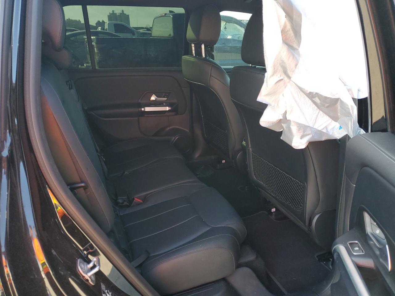 MERCEDES-BENZ EQB 250+