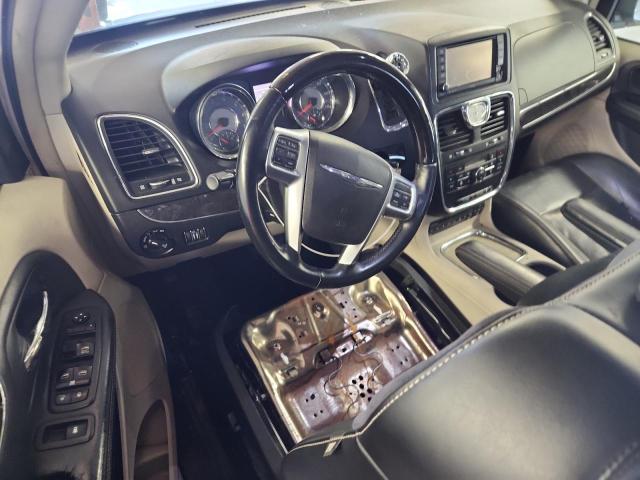 2012 CHRYSLER TOWN & COU - 2C4RC1GG3CR423799