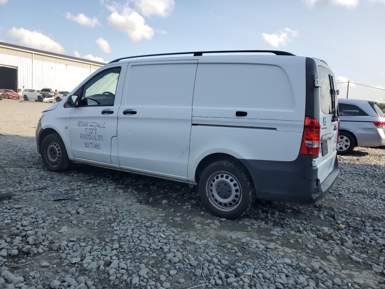 MERCEDES-BENZ METRIS