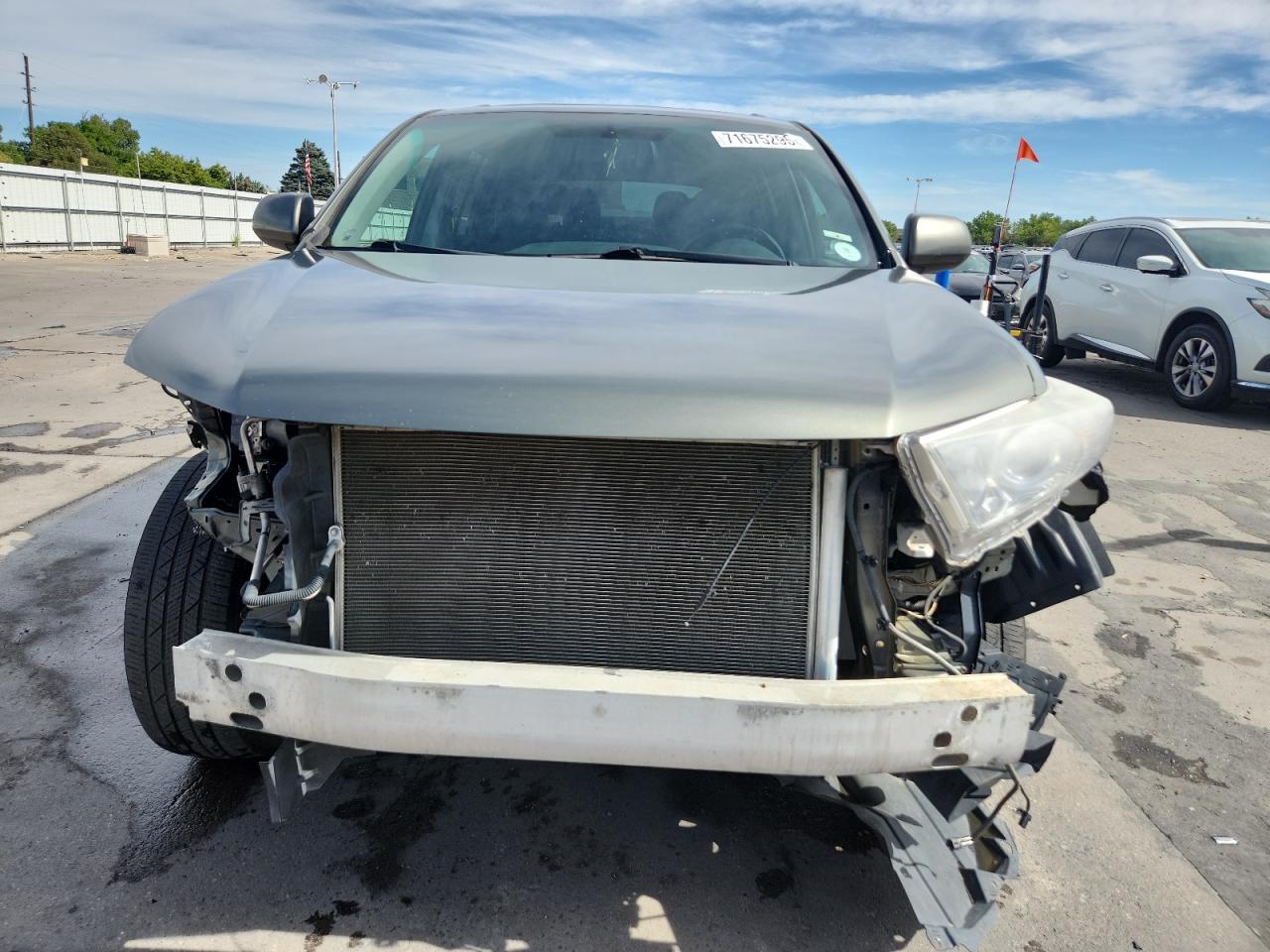 TOYOTA HIGHLANDER BASE