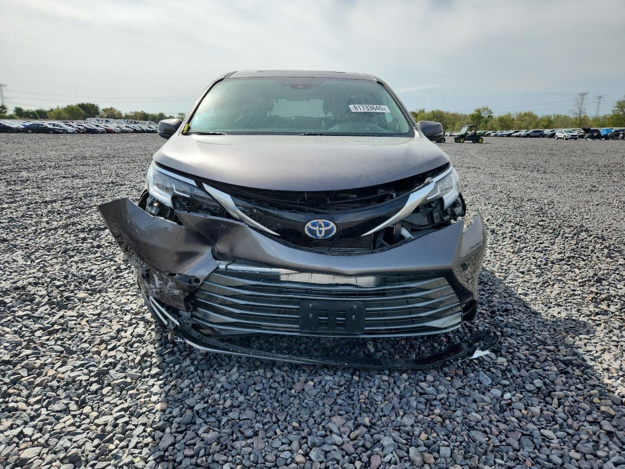 TOYOTA SIENNA LIMITED