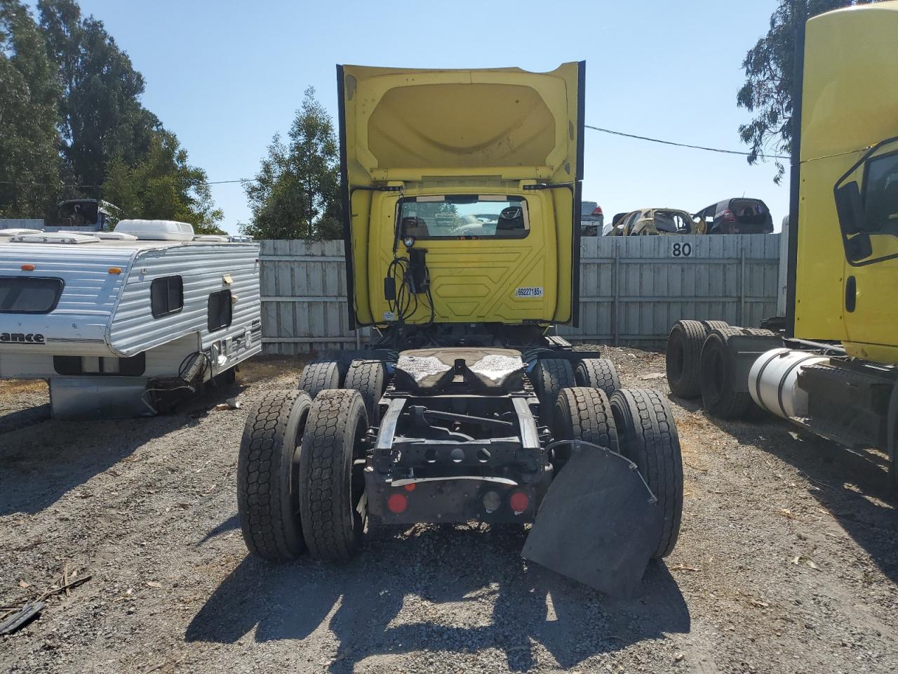 Lot #3241152765 2018 INTERNATIONAL RH613