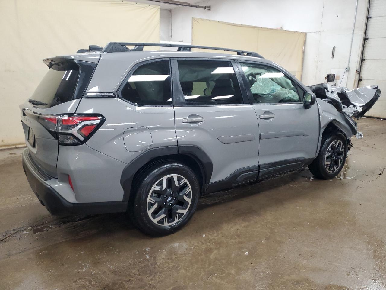 SUBARU FORESTER PREMIUM