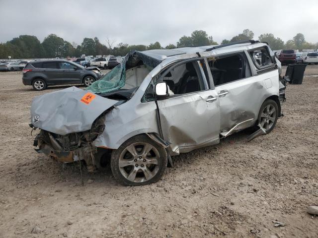 TOYOTA SIENNA SPO