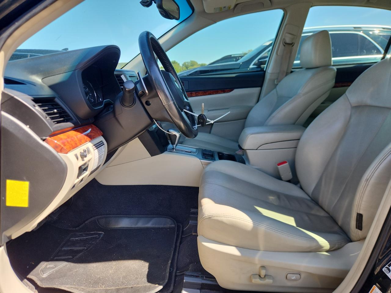 SUBARU LEGACY 3.6R LIMITED