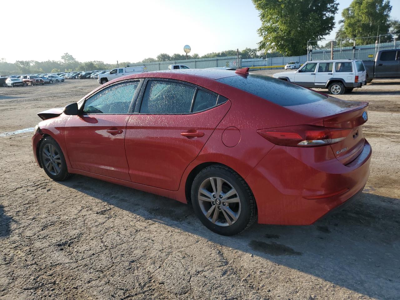 HYUNDAI ELANTRA SE