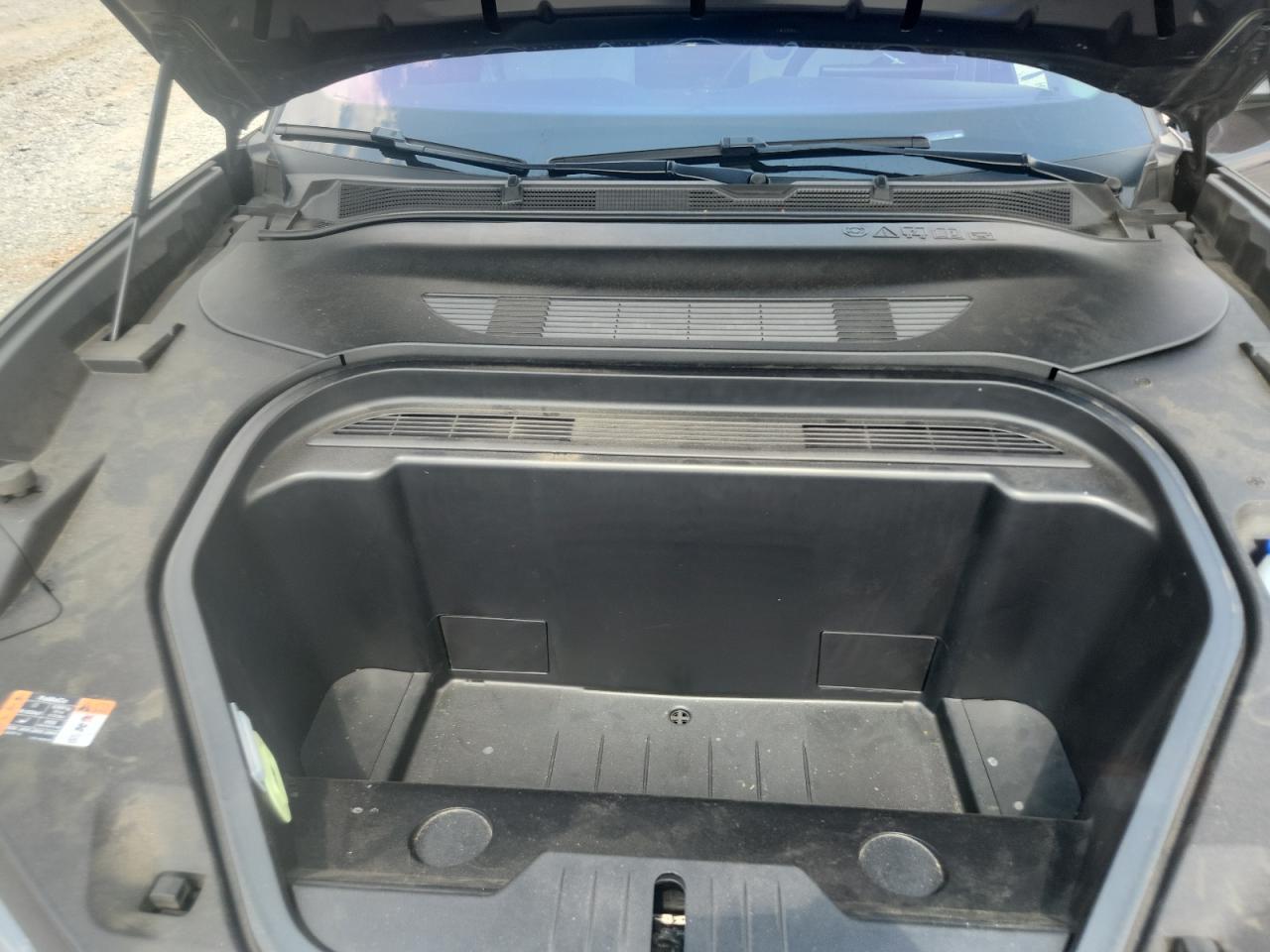 FORD MUSTANG PREMIUM