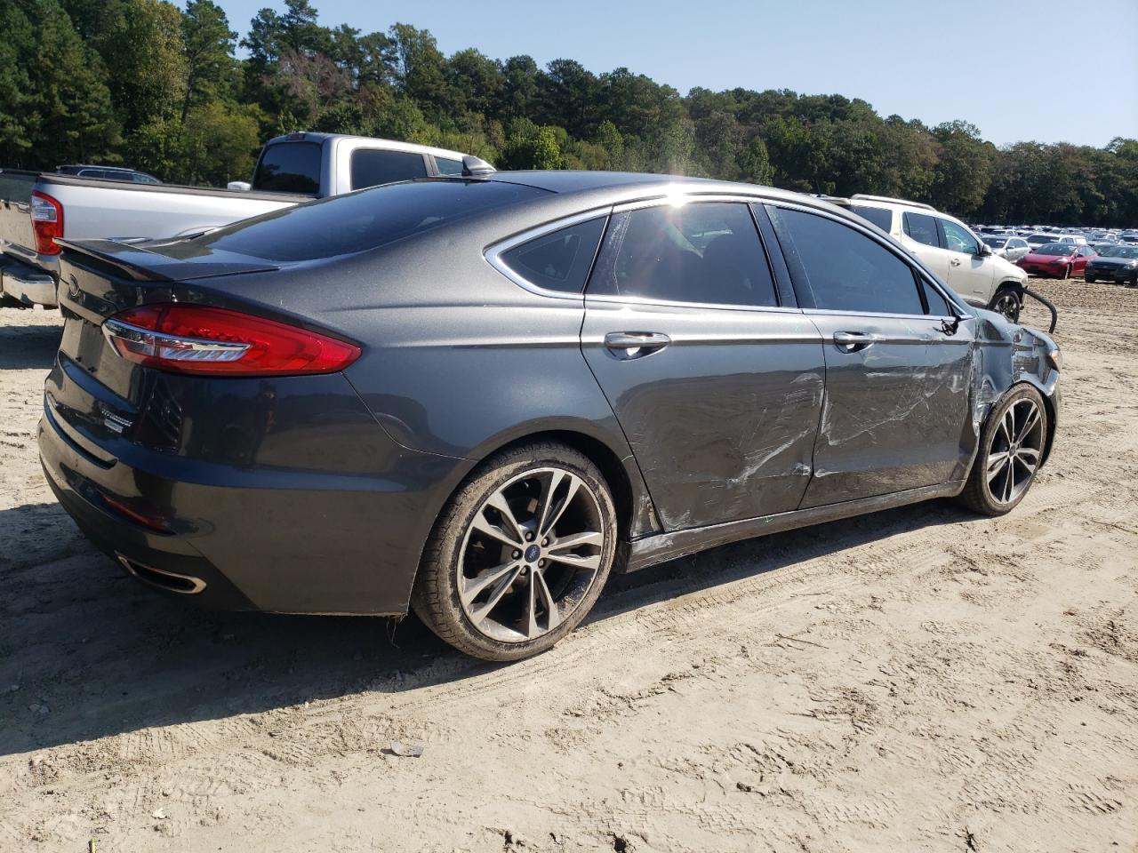 FORD FUSION TITANIUM