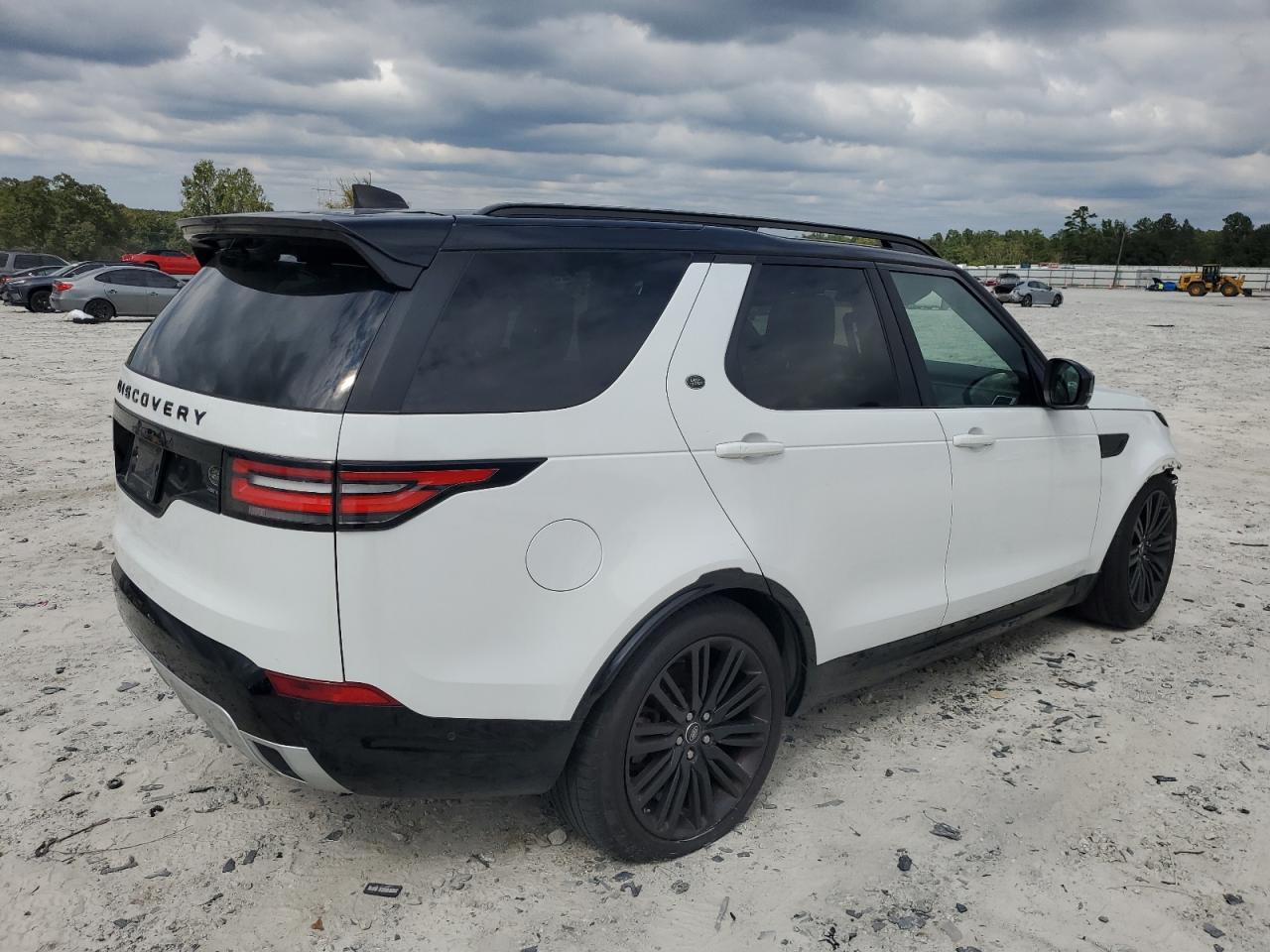 LAND ROVER DISCOVERY HSE LUXURY