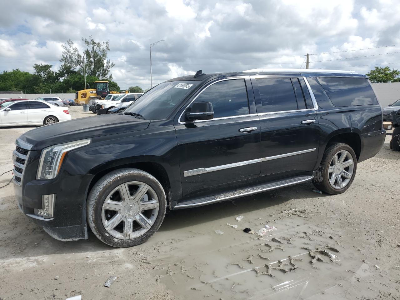 CADILLAC ESCALADE ESV PREMIUM LUXURY