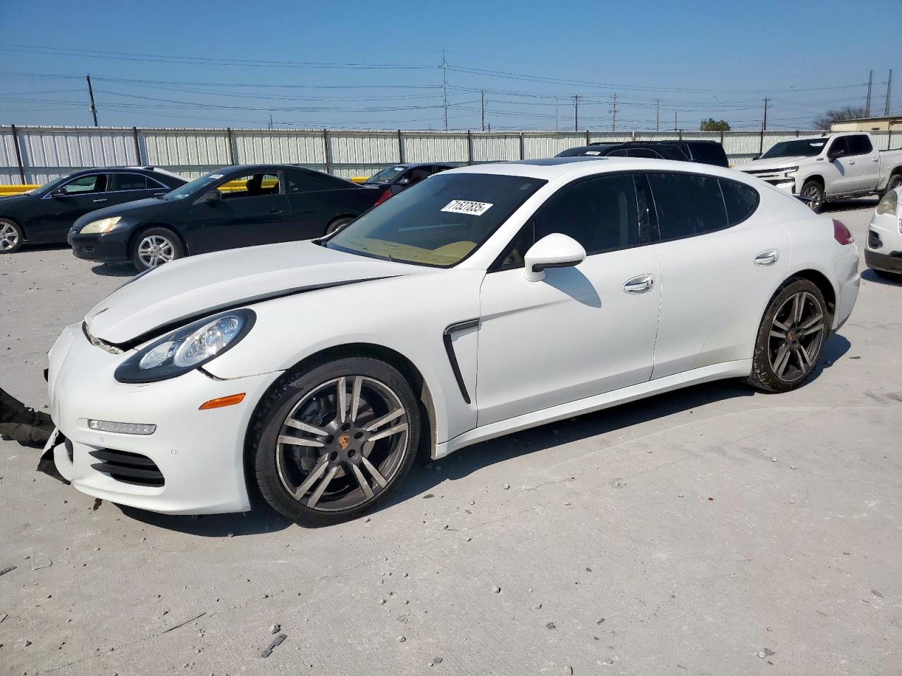 PORSCHE PANAMERA 2