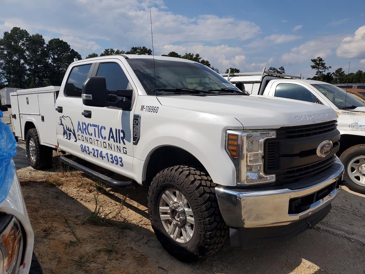 FORD F-350 SUPER DUTY