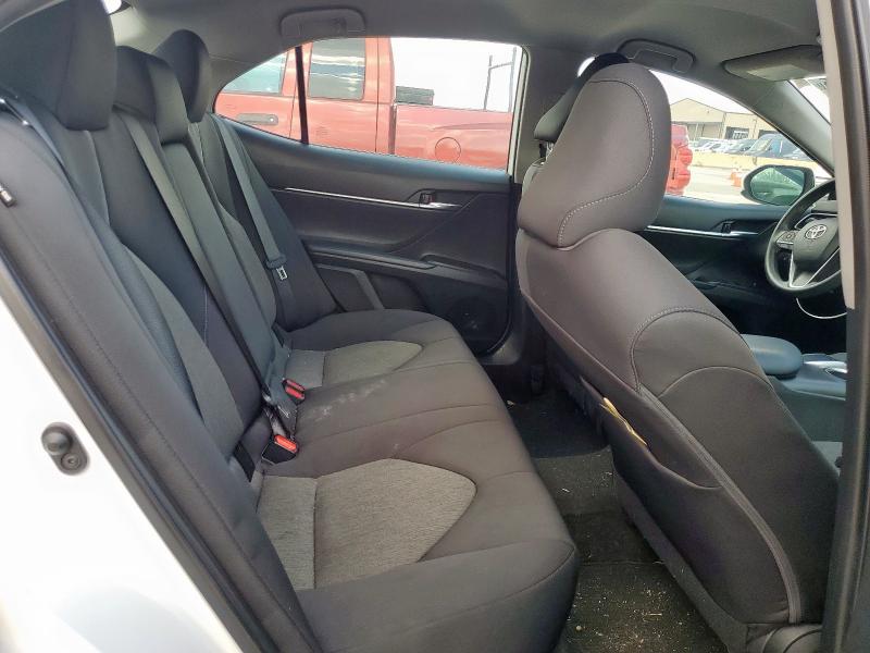 2022 TOYOTA CAMRY LE 4T1C11AK1NU643064