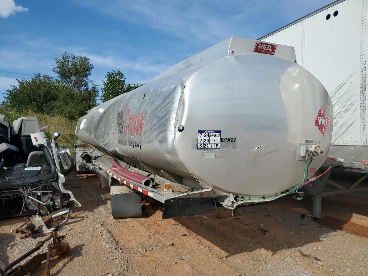 Lot #3255373394 2017 HEIL UNKNOWN