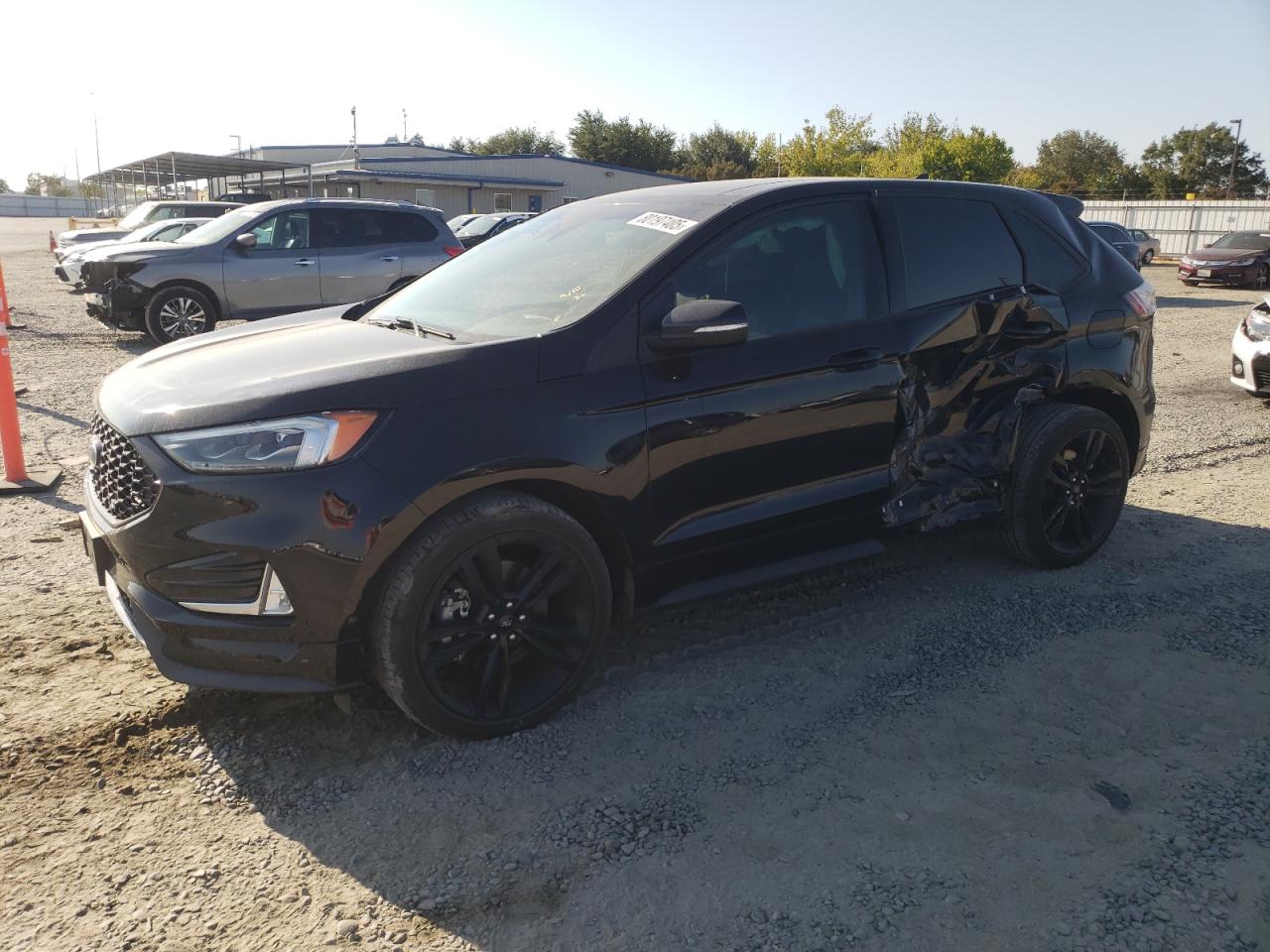  Salvage Ford Edge