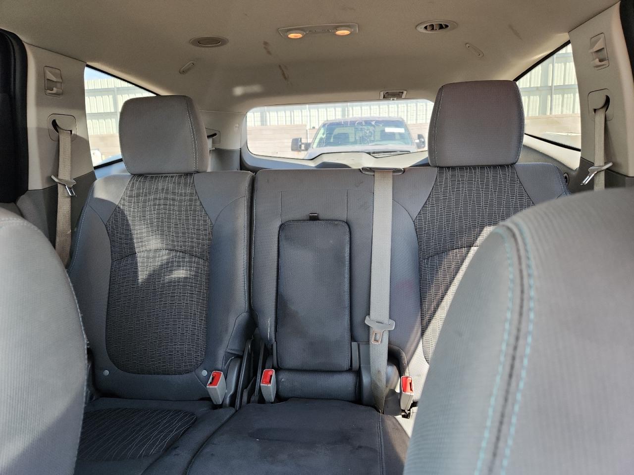 CHEVROLET TRAVERSE LS