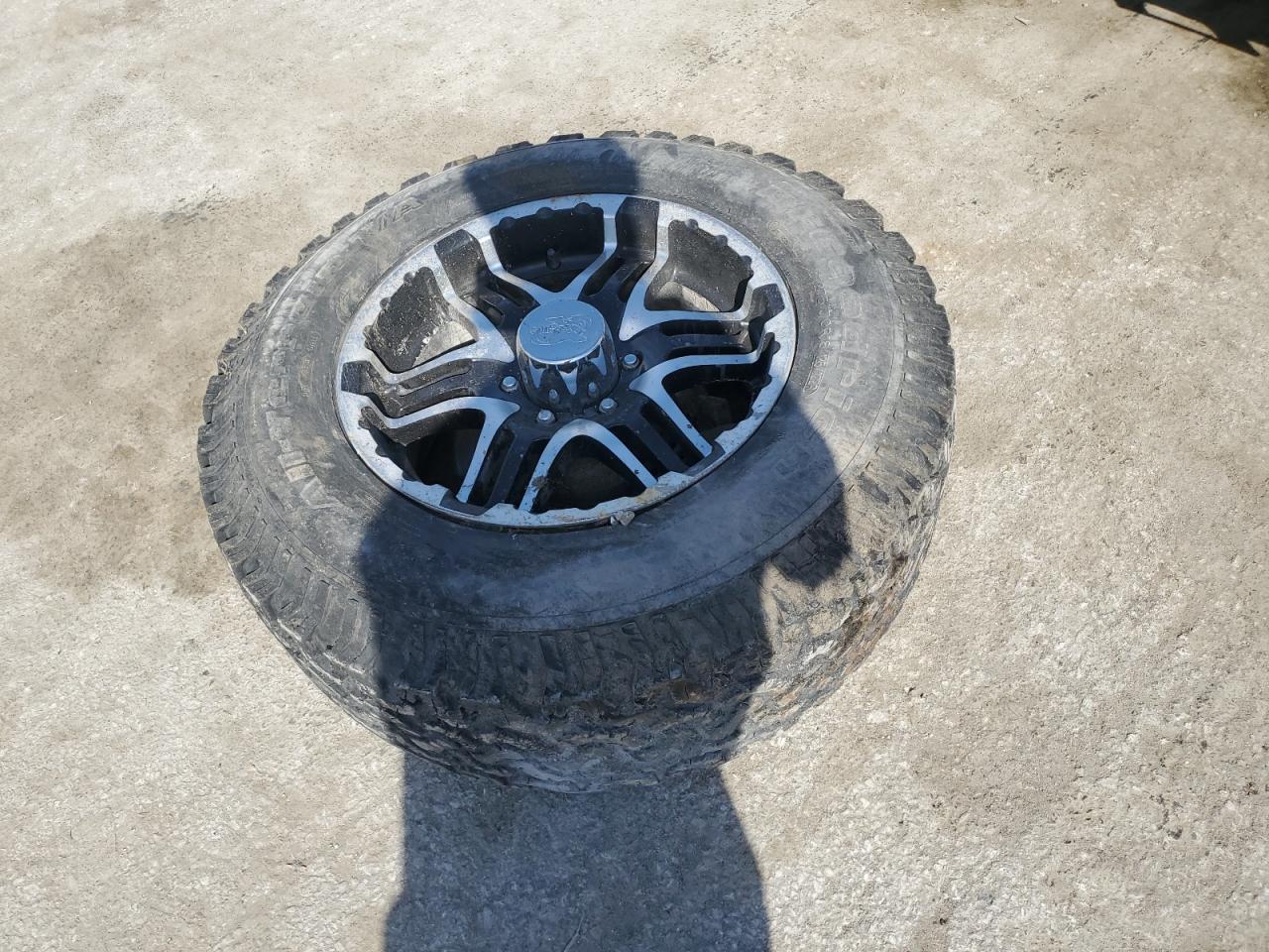 Lot #3288547489 2003 GMC NEW SIERRA K1500