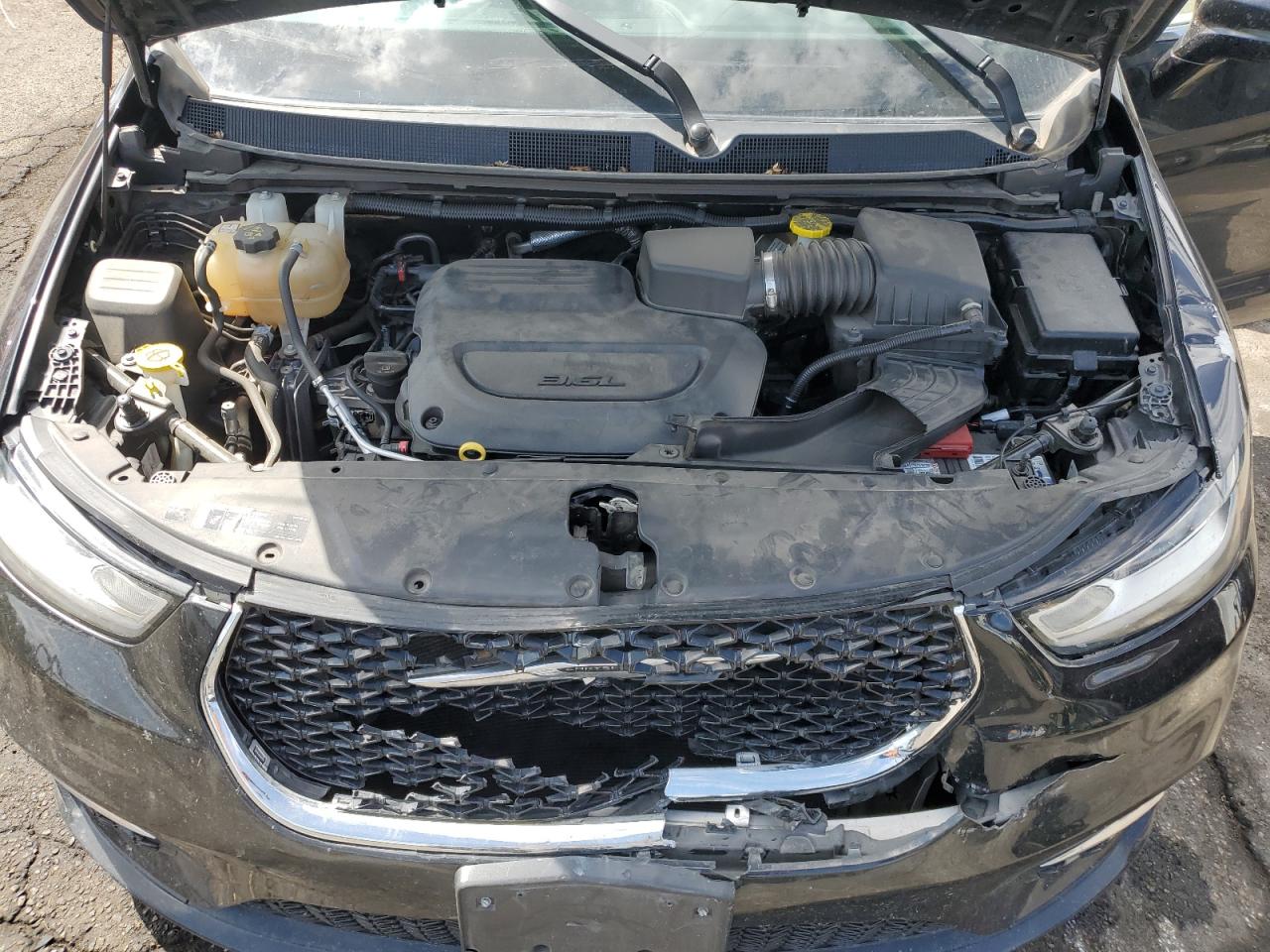 CHRYSLER PACIFICA TOURING L