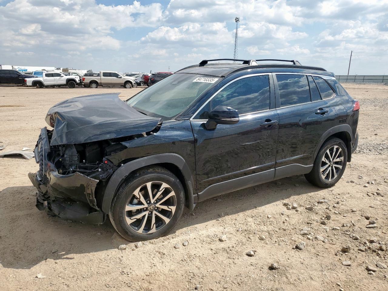 TOYOTA COROLLA CROSS XLE