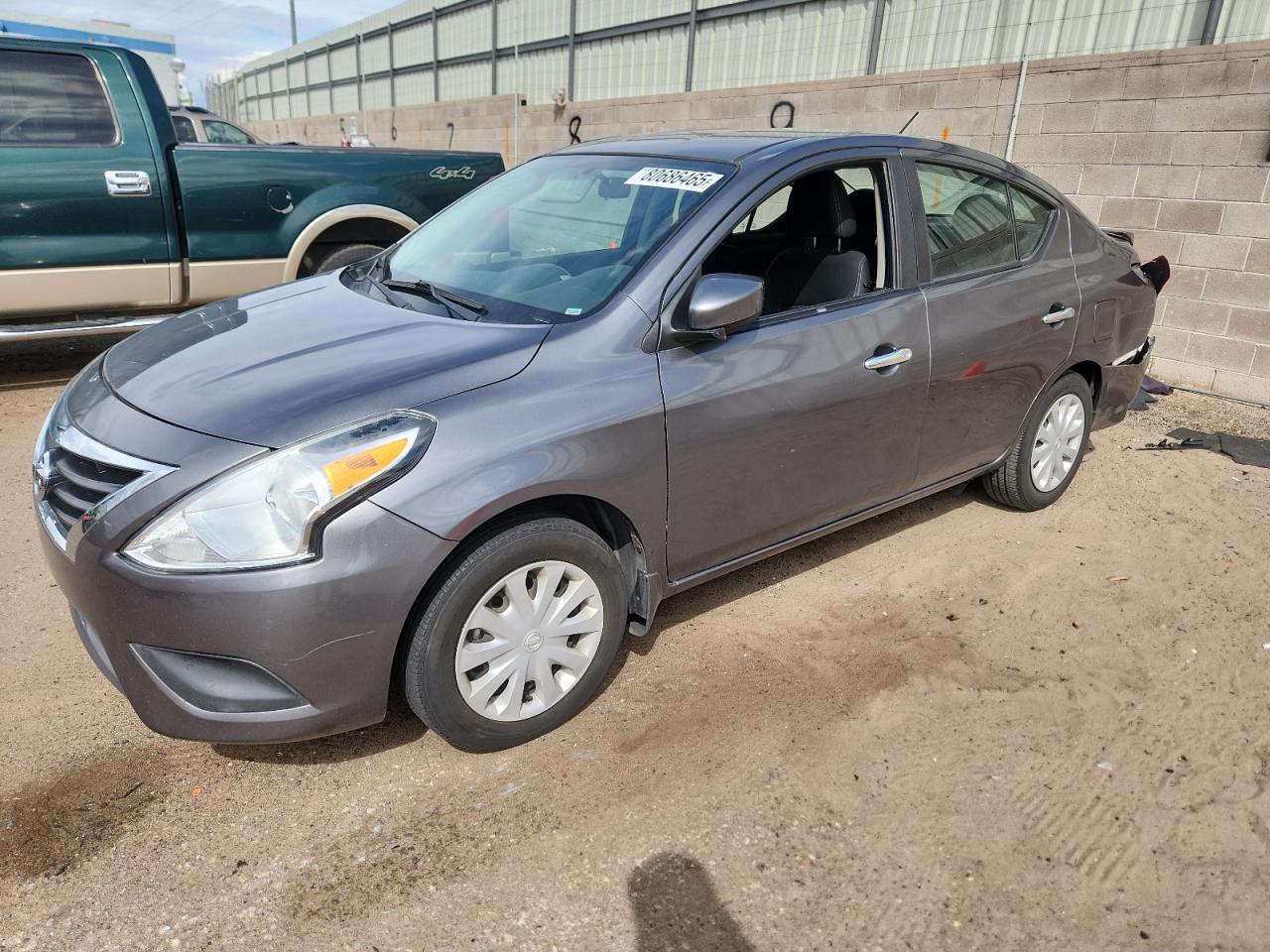 NISSAN VERSA S