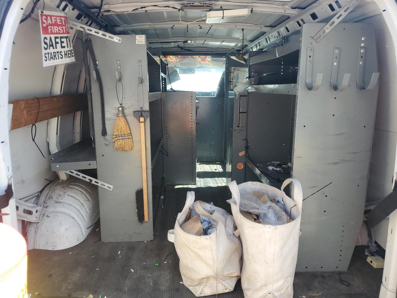 Lot #3310301045 2013 CHEVROLET EXPRESS G2