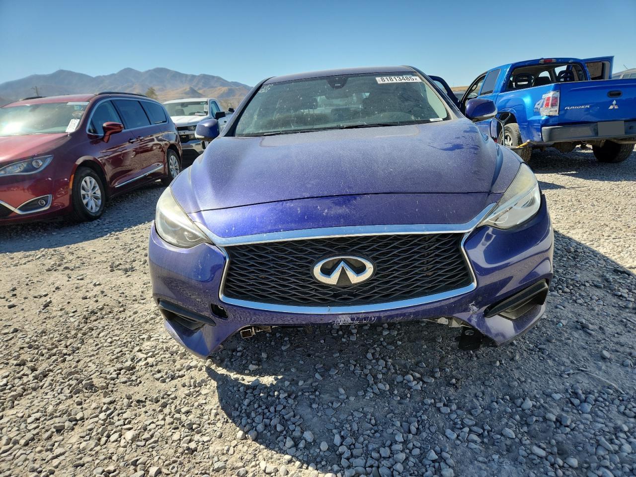 INFINITI QX30 BASE