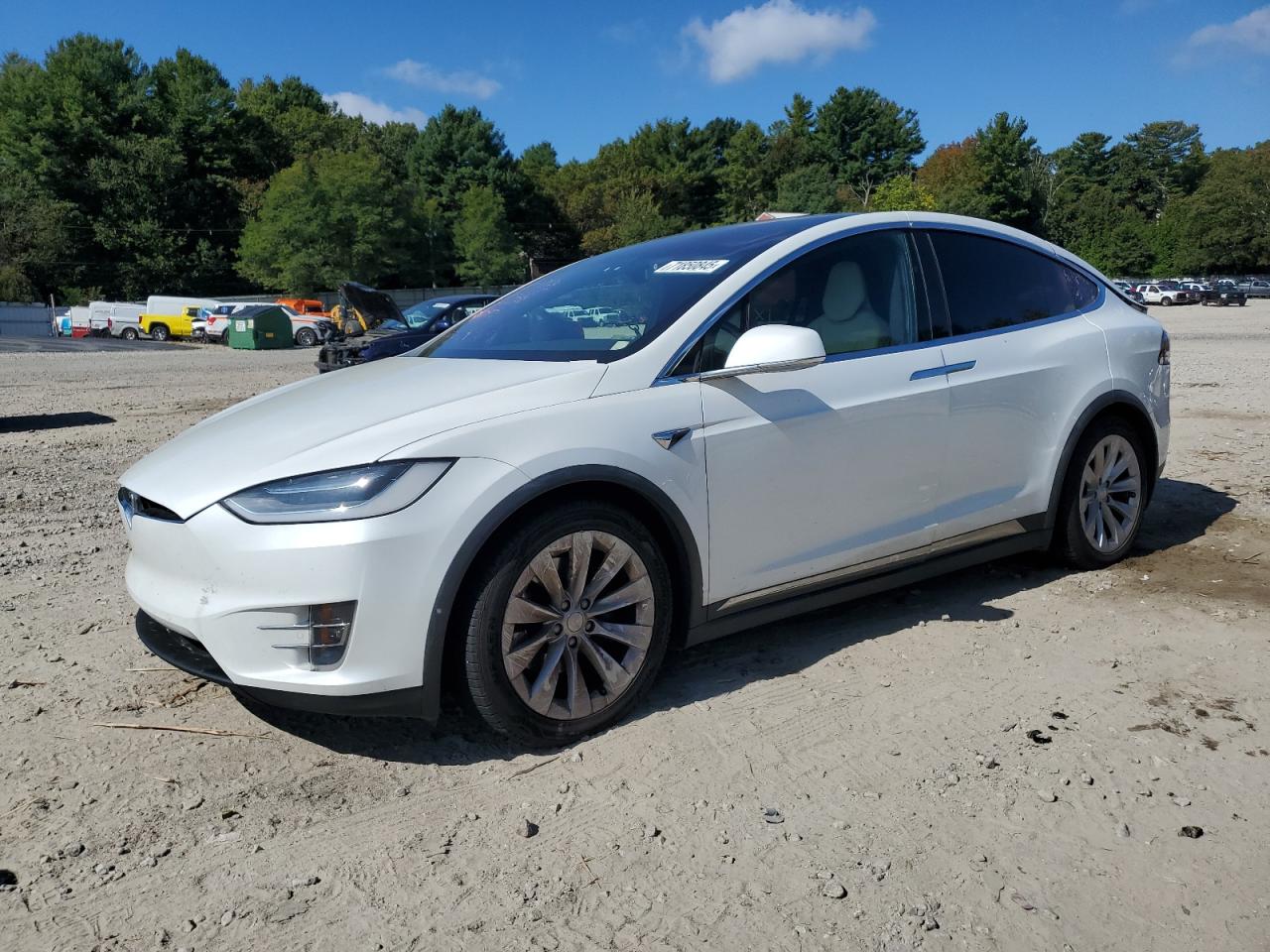 TESLA MODEL X