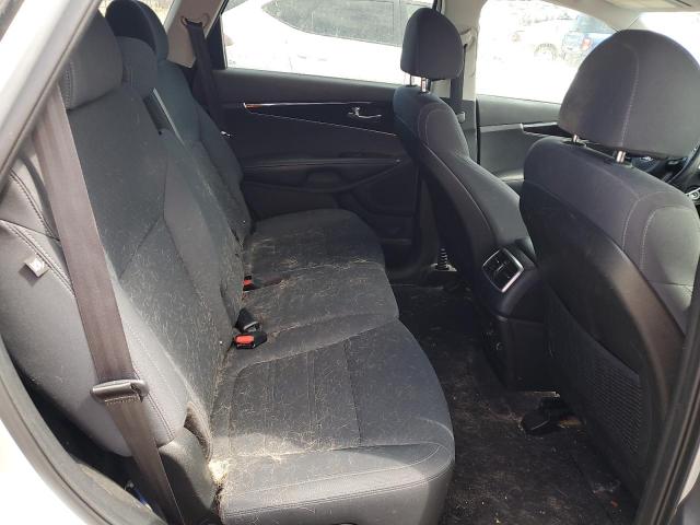 2018 KIA SORENTO LX - 5XYPG4A34JG411973