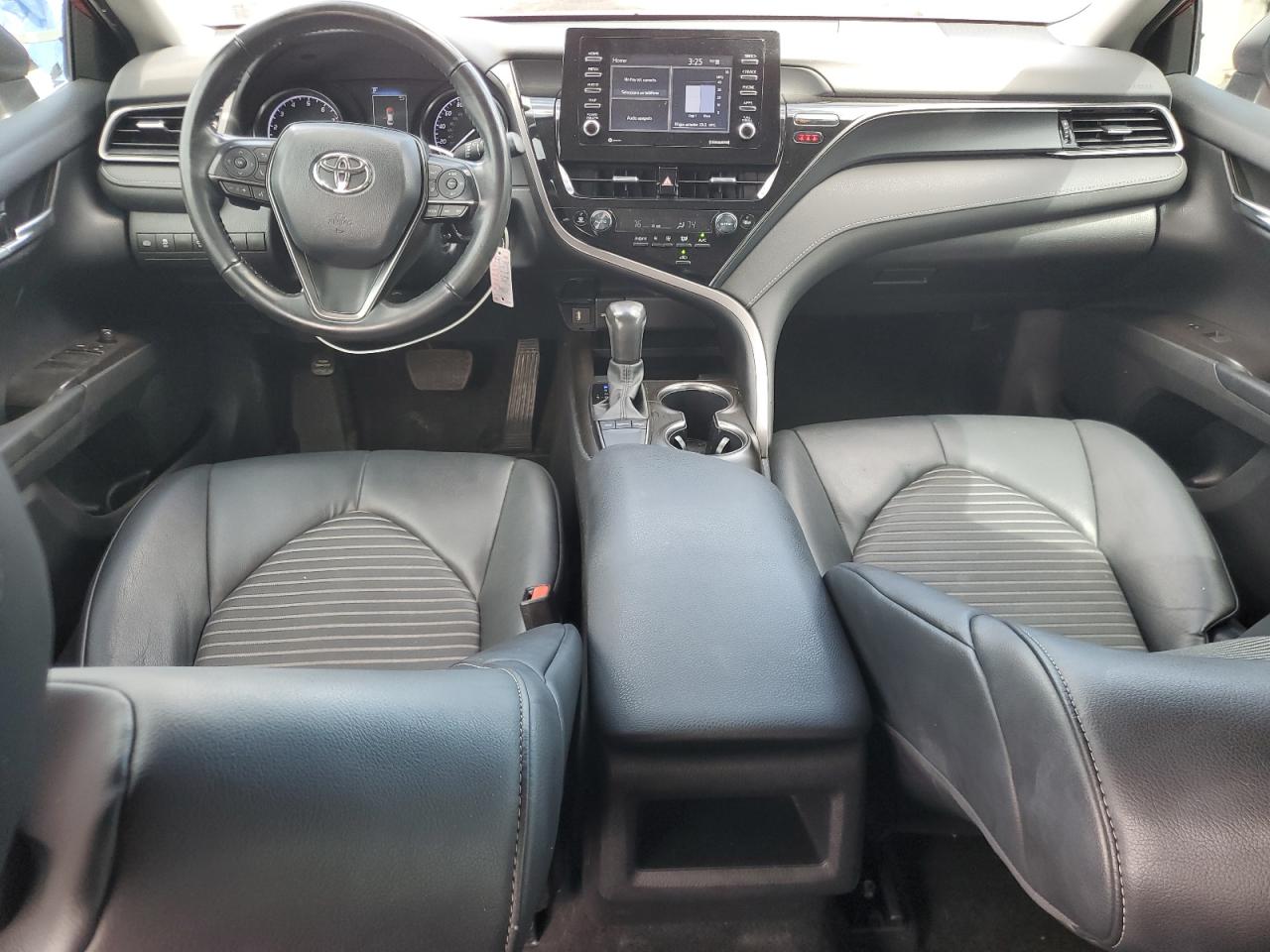 TOYOTA CAMRY SE NIGHT SHADE