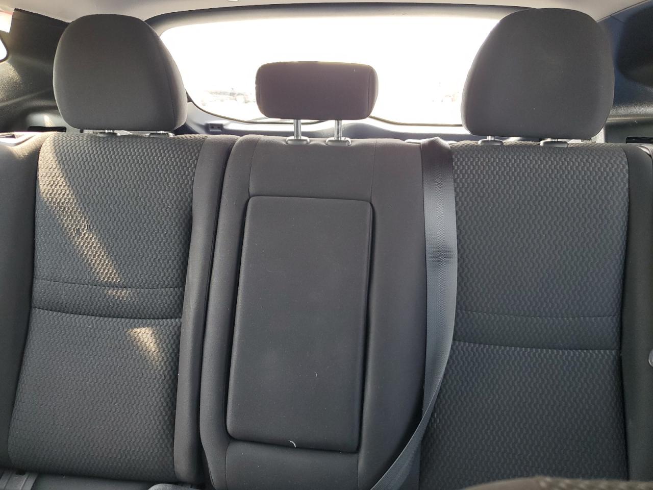 NISSAN ROGUE SPORT S