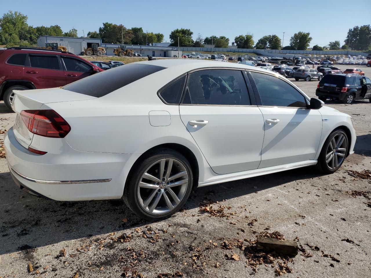 VOLKSWAGEN PASSAT S