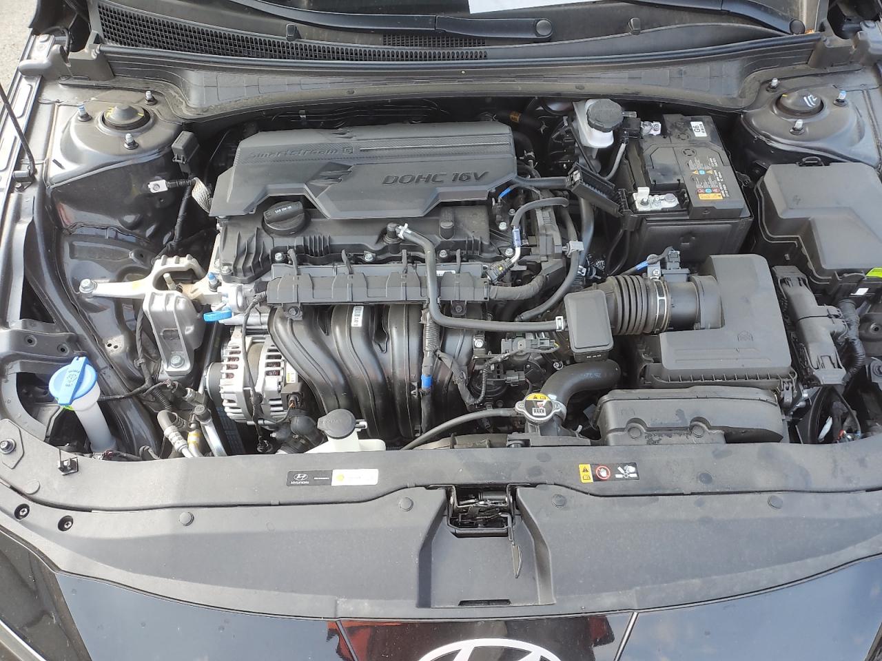 HYUNDAI ELANTRA SEL SPORT