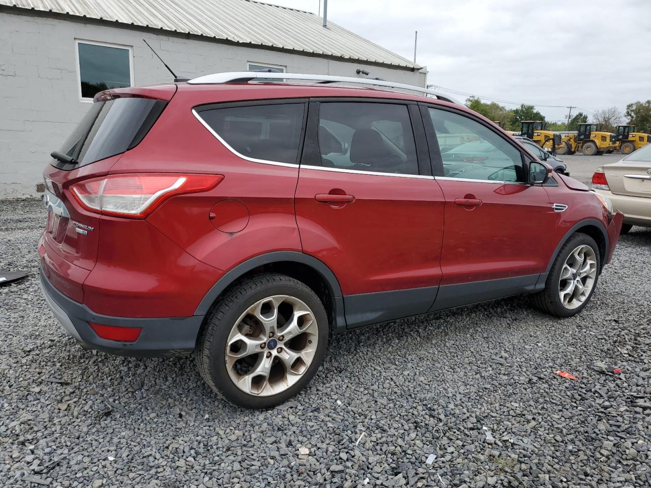 FORD ESCAPE TITANIUM