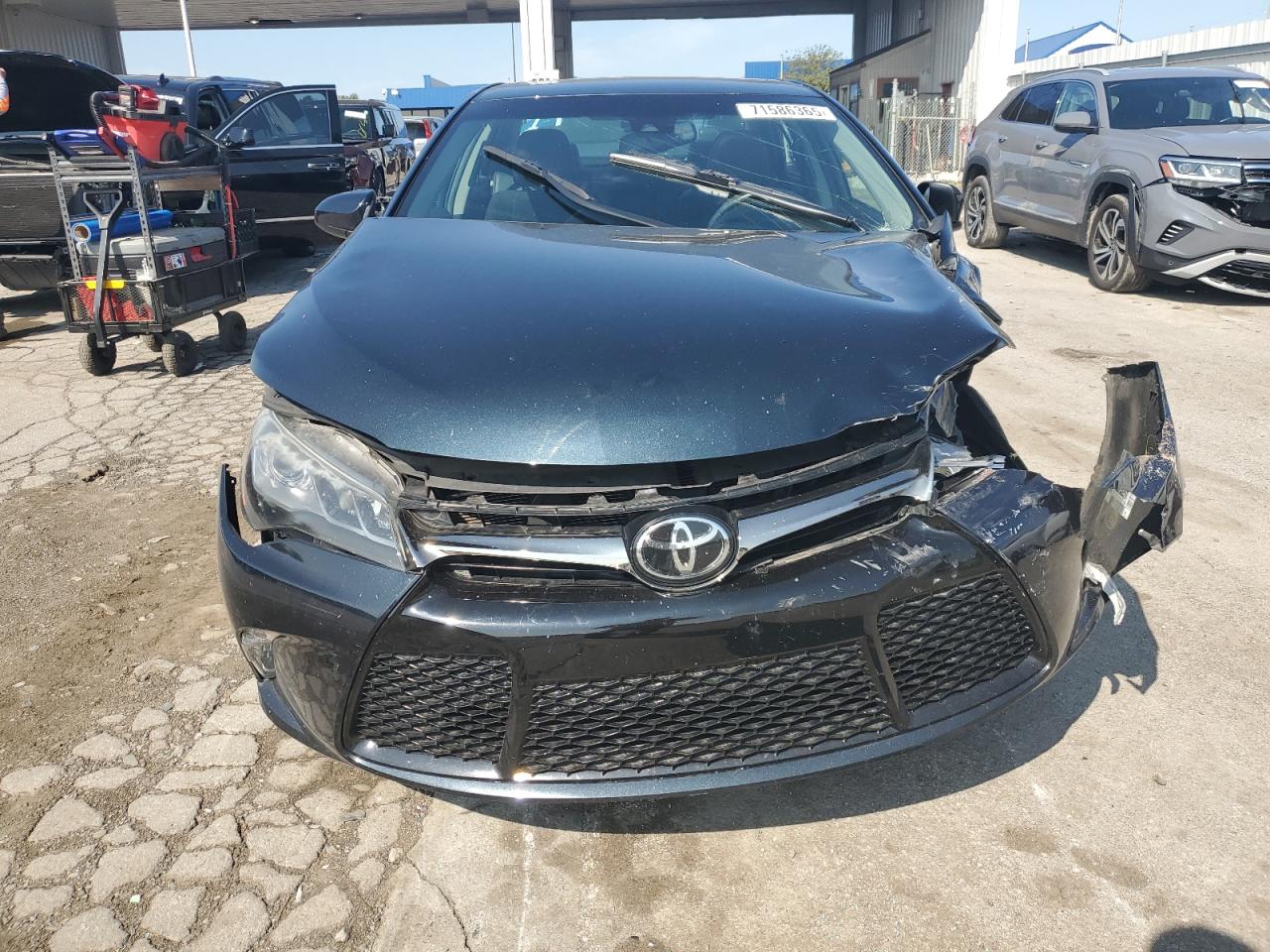 TOYOTA CAMRY XSE