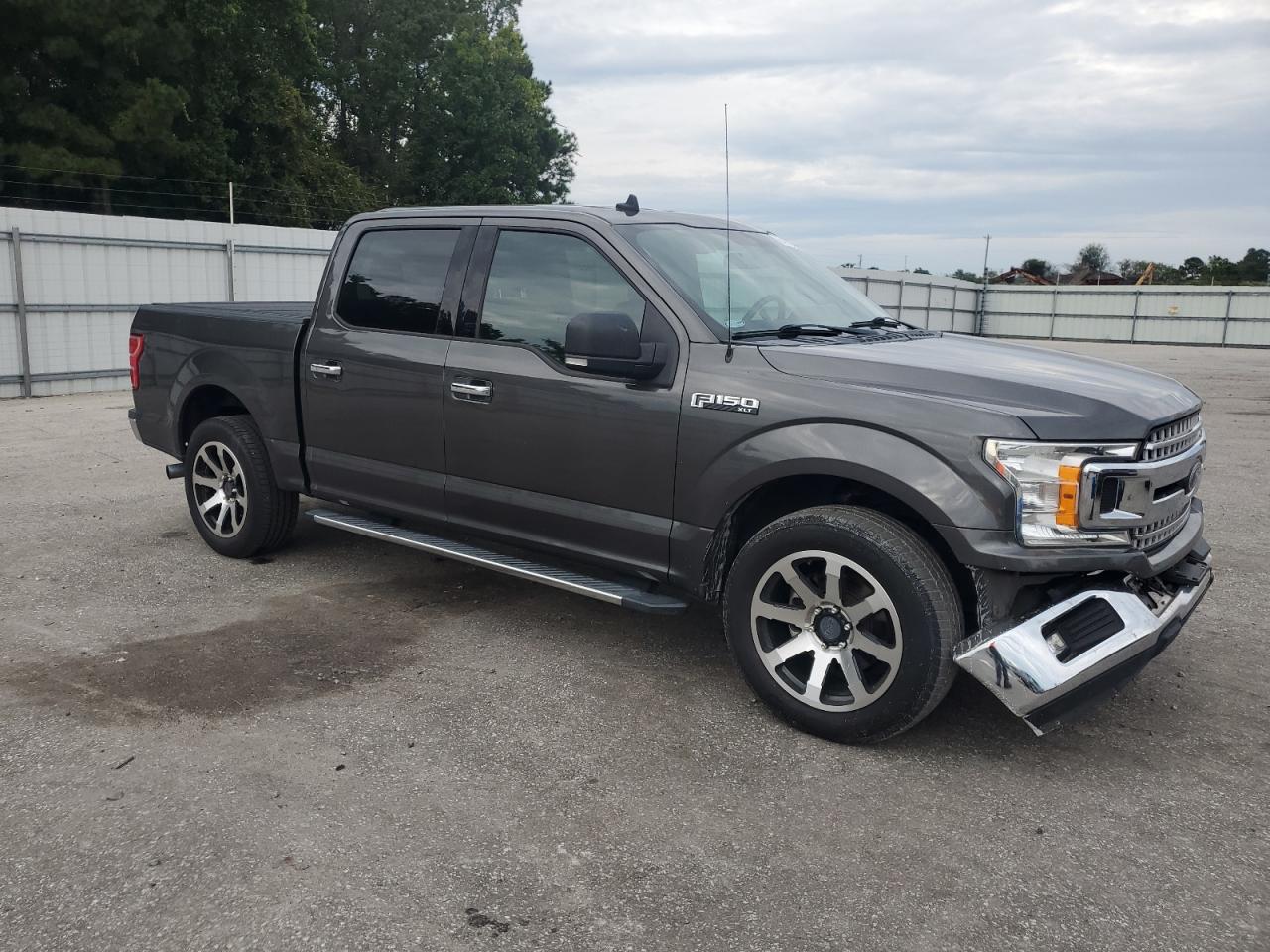 FORD F-150 SUPERCREW