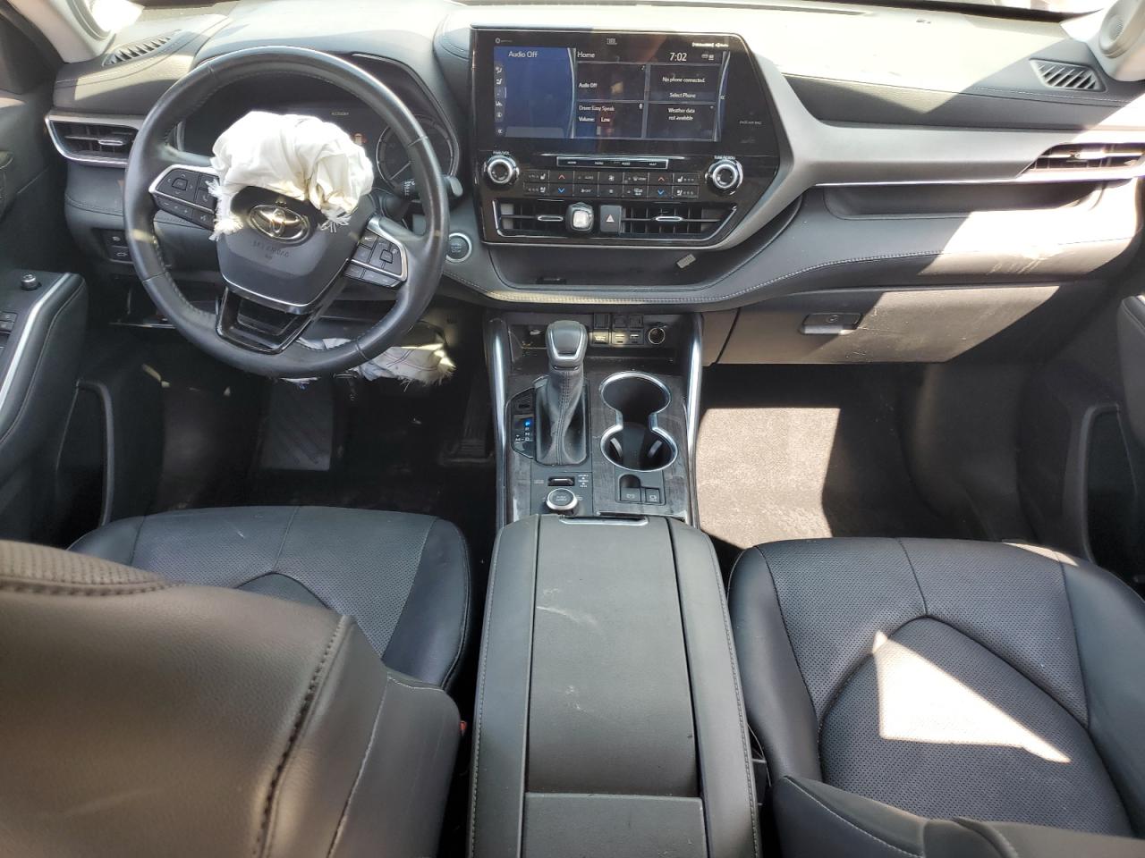 TOYOTA HIGHLANDER LIMITED