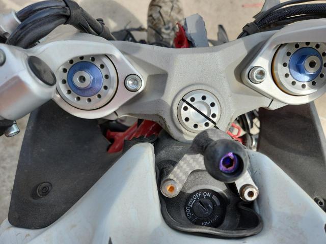 2018 DUCATI SUPERSPORT ZDMVABDS6JB006082