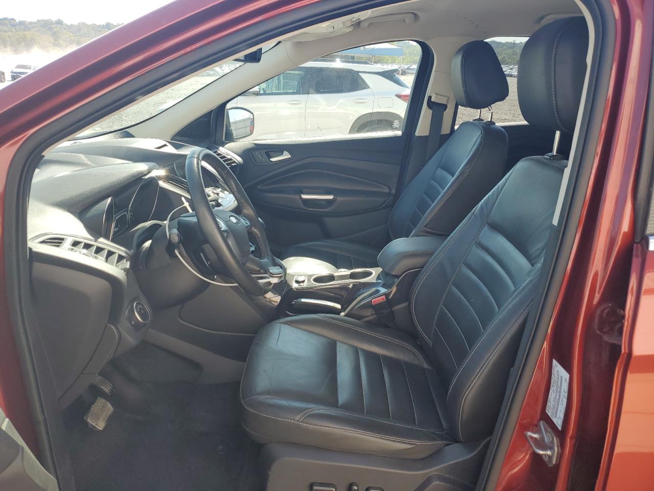 FORD ESCAPE TITANIUM