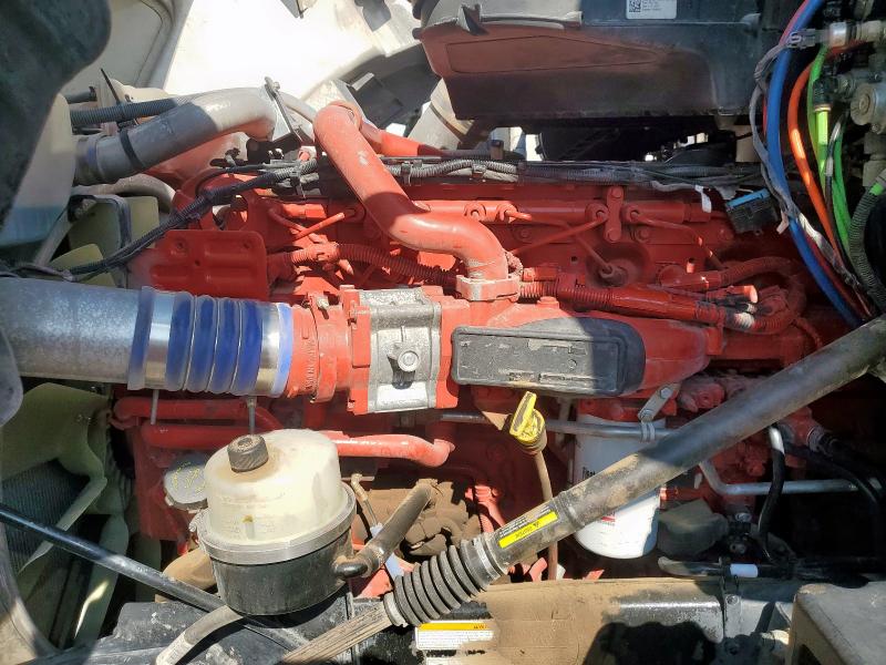 2018 PETERBILT TRACTOR 579 #3292317290