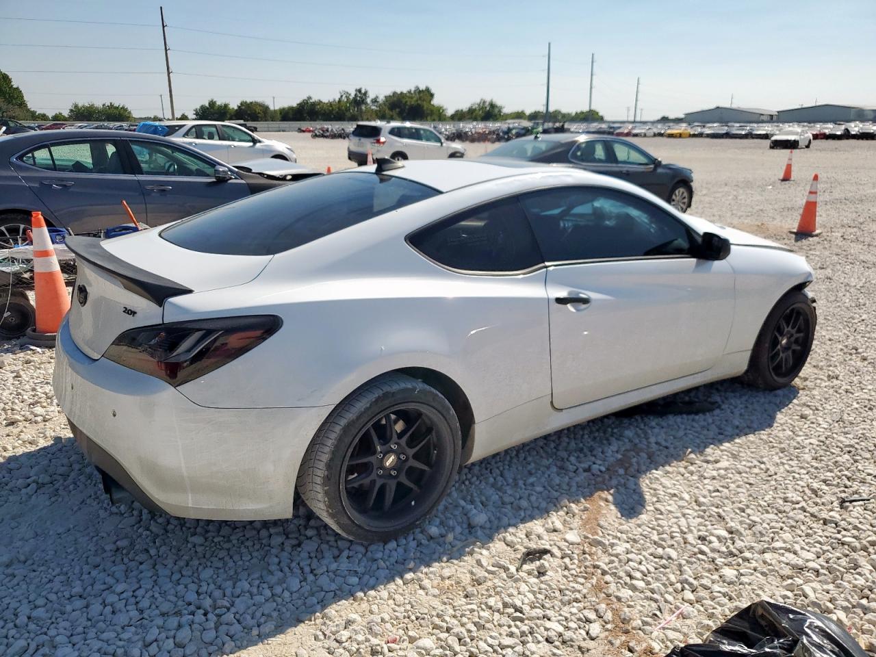 HYUNDAI GENESIS 2.0T