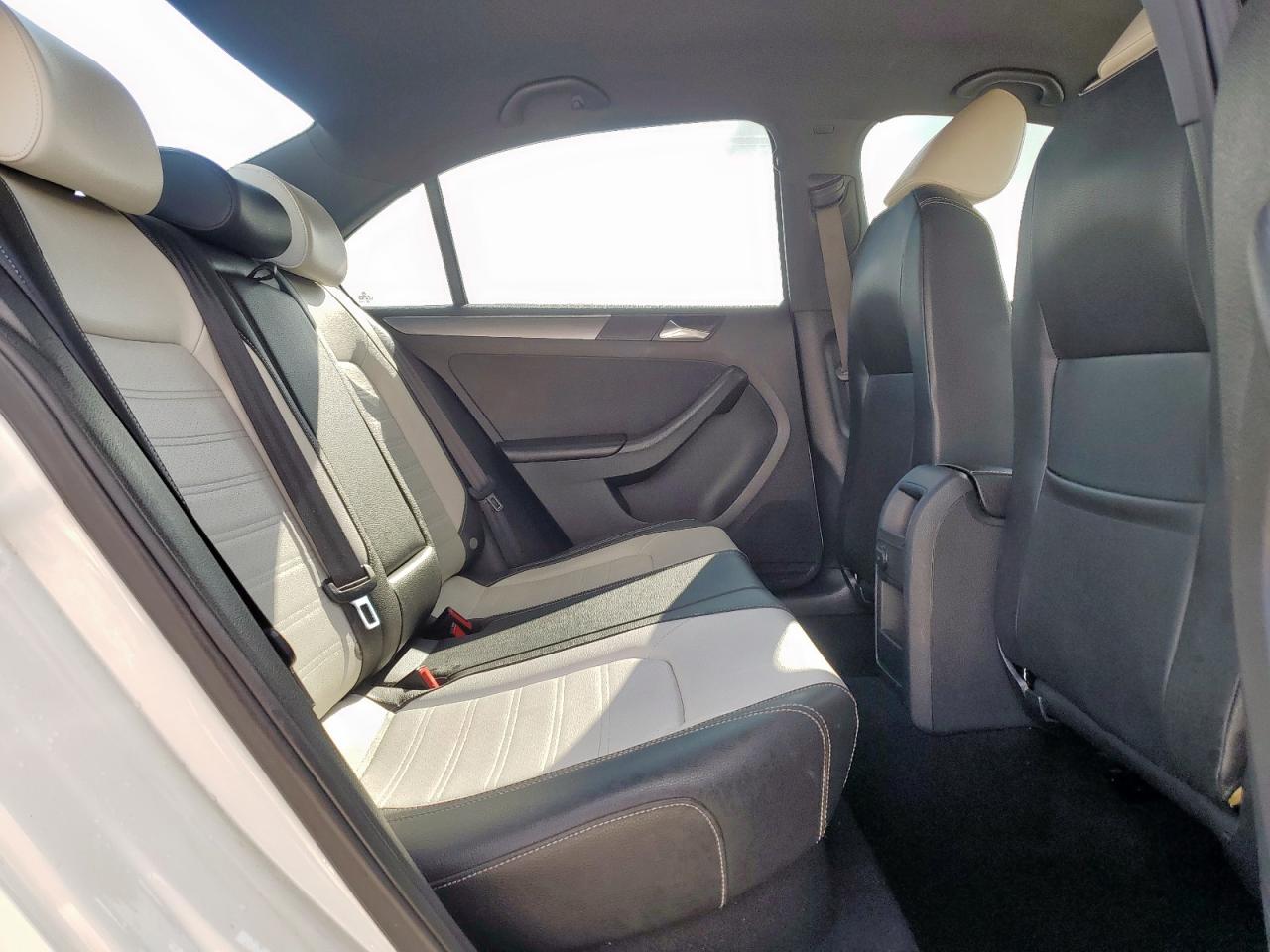 VOLKSWAGEN JETTA SPORT