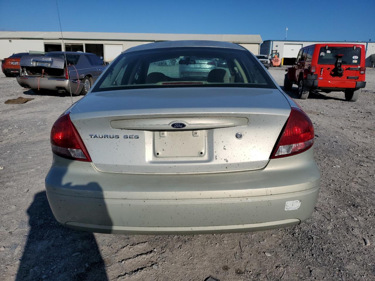 Lot #3302562760 2004 FORD TAURUS SE